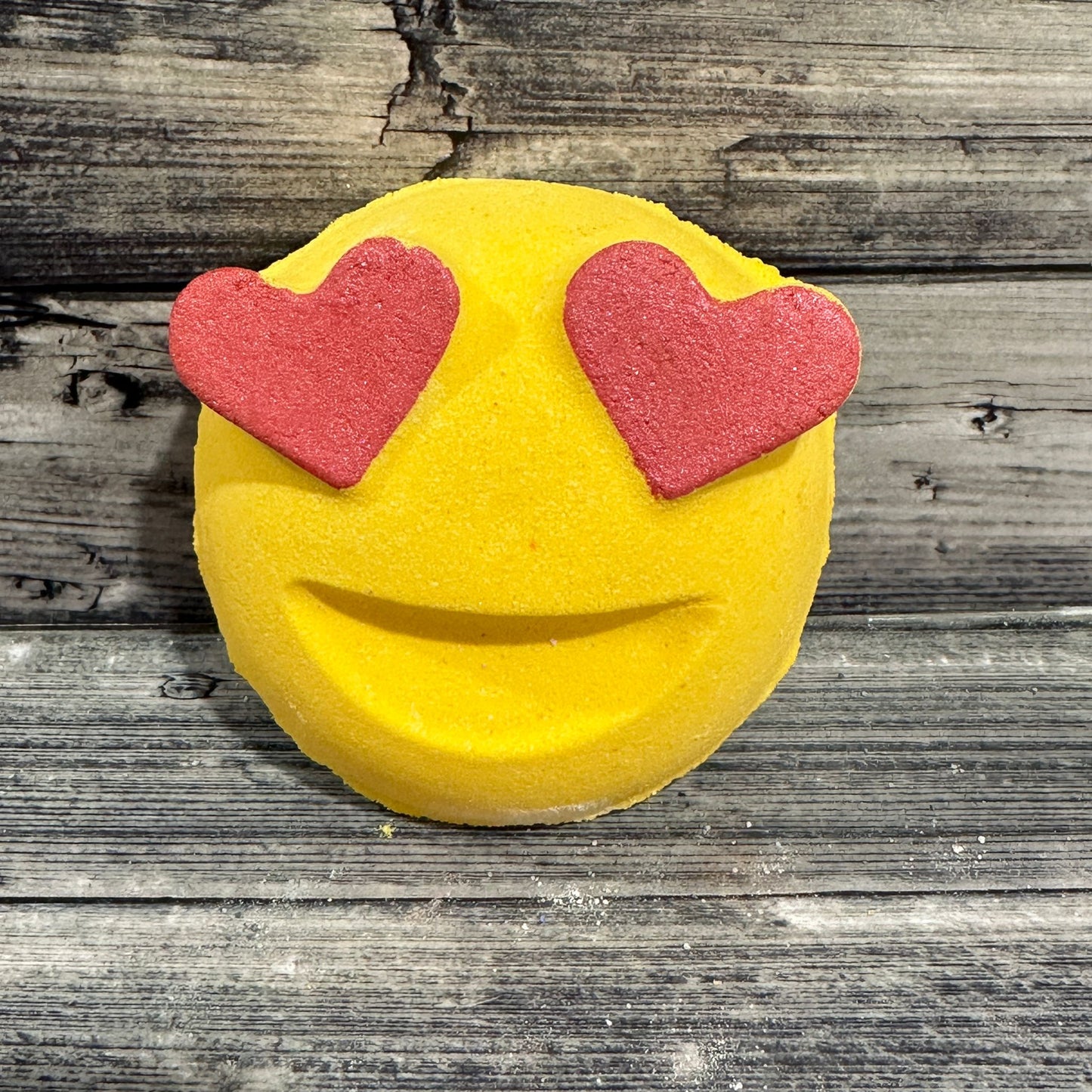 Rhubarb & Custard Emoji Bath Bomb