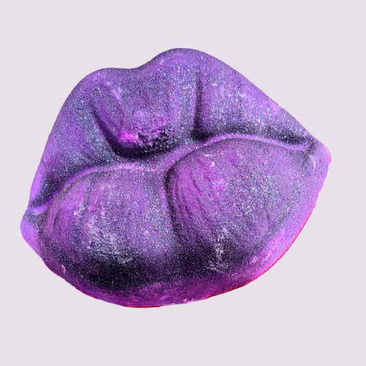 Perfume Cherry Lips Bath Bomb